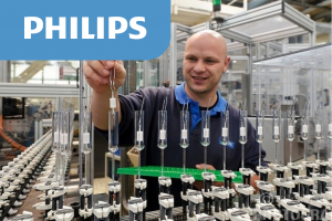Упаковщик на завод лампочек Philips